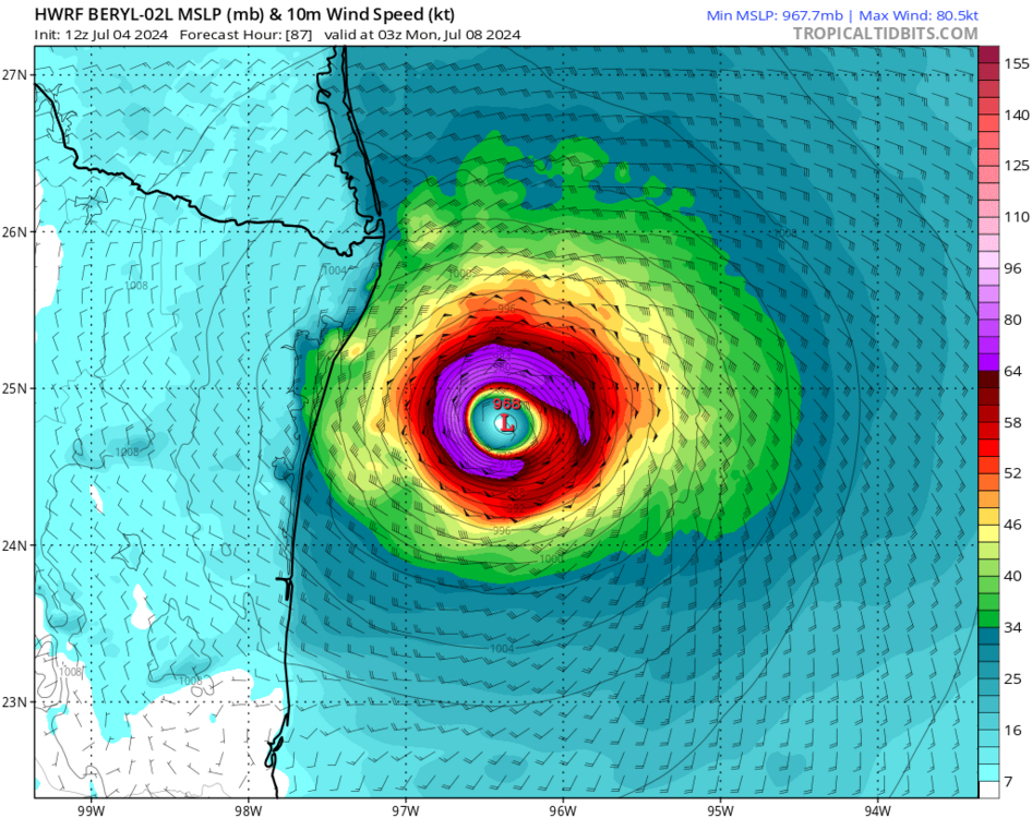 hwrf july 7 10 pm.png